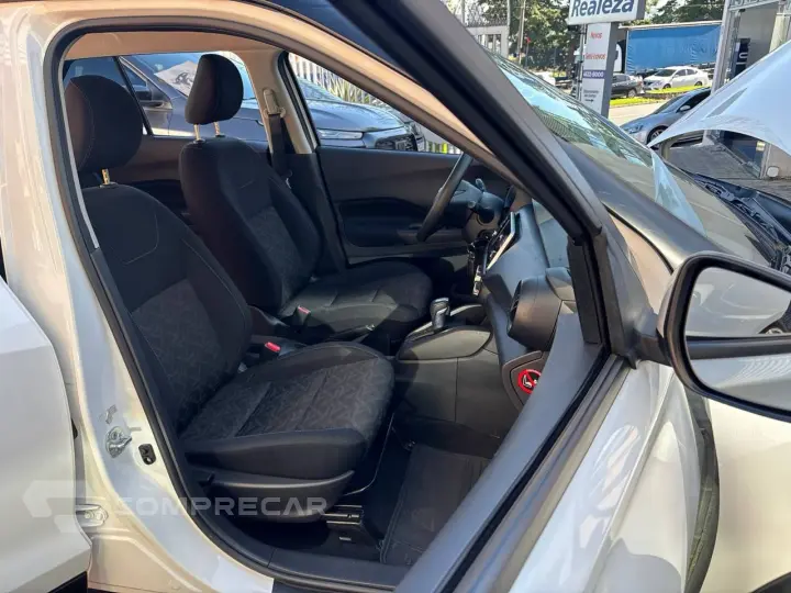 KICKS Active 1.6 16V Flex Aut.