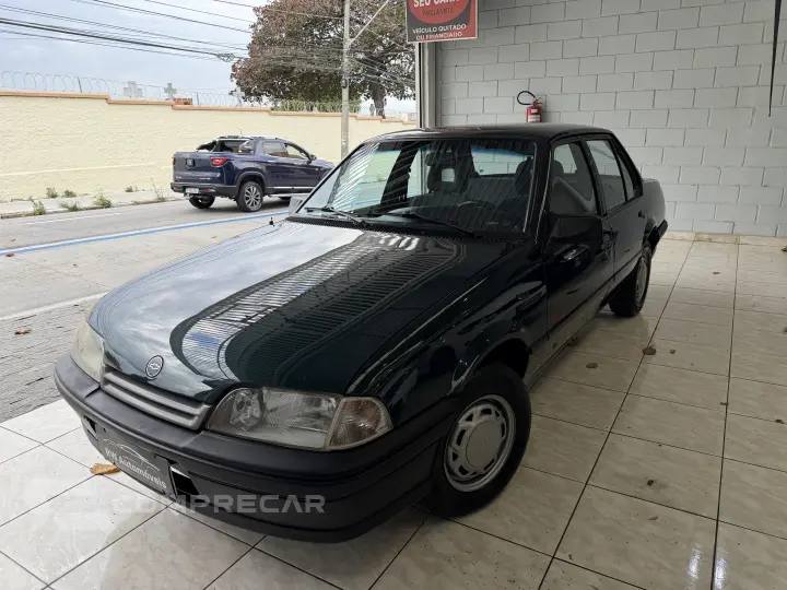 MONZA 2.0 EFI GL 8V