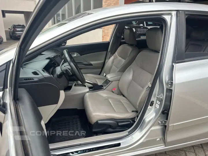 Civic Sedan LXR 2.0 Flexone 16V Aut. 4p