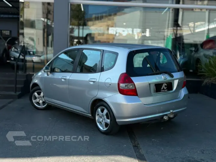 Fit LX 1.4/ 1.4 Flex 8V/16V 5p Mec.