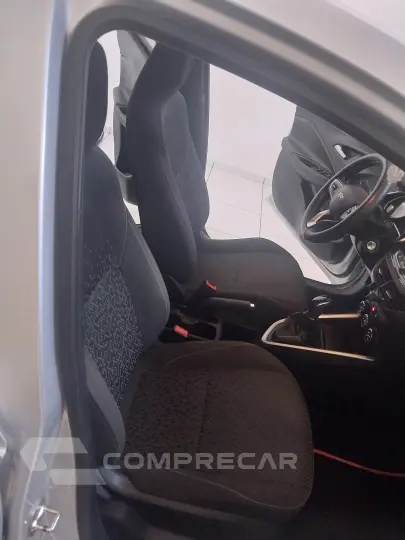 Onix sedan plus lt 1.0 turbo mecânico