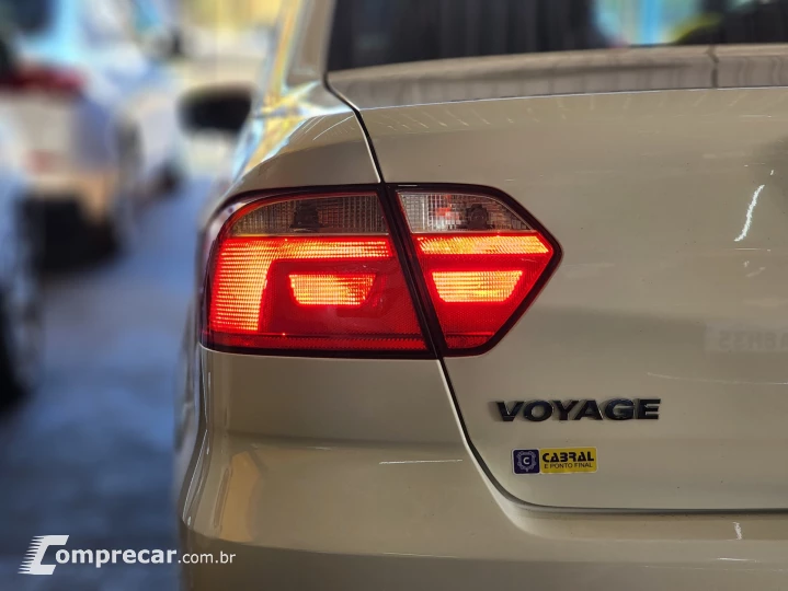 VOYAGE 1.0 12V MPI Totalflex