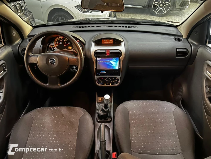 Corsa Sed. Premium 1.4 8V ECONOFLEX 4p