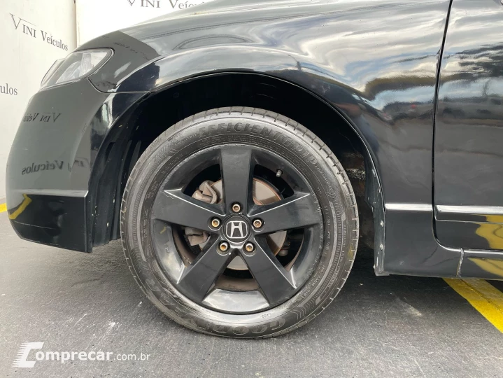 CIVIC 1.8 LXL 16V