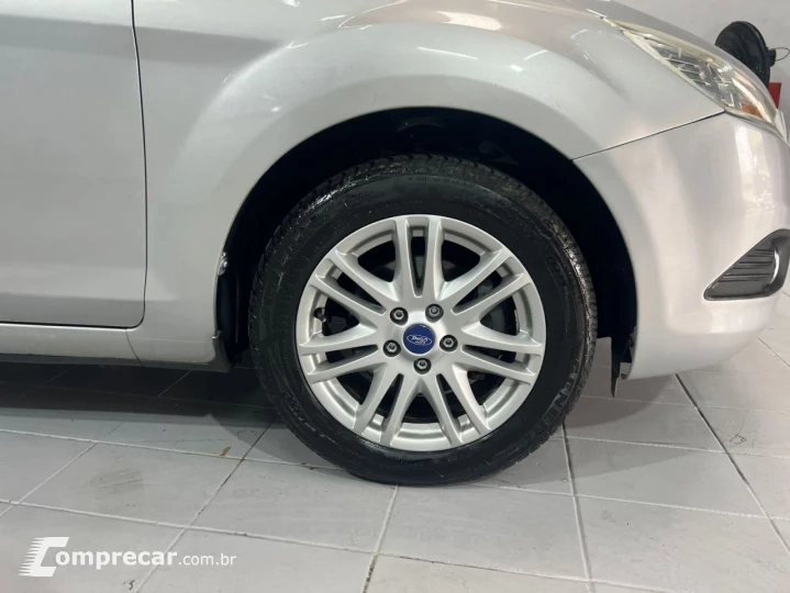 Focus Sedan 2.0 16V 4P GLX FLEX AUTOMÁTICO