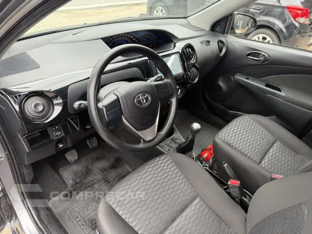 ETIOS HATCH - 1.3 X 16V 4P MANUAL