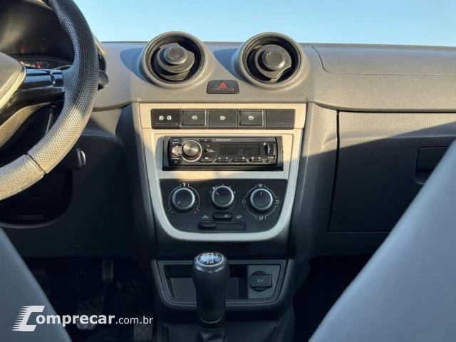 VOYAGE - 1.0 MI 8V 4P MANUAL