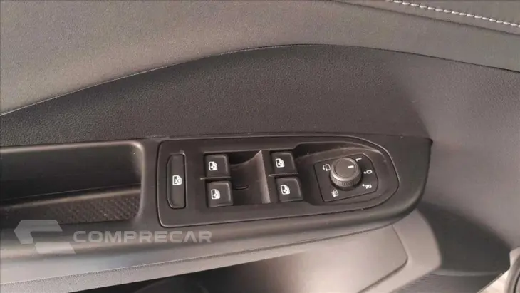 TAOS 1.4 250 TSI TOTAL FLEX HIGHLINE AUTOMÁTICO