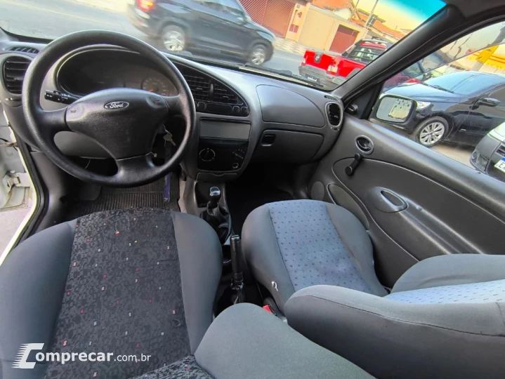 Courier 1.6 L/ 1.6 Flex