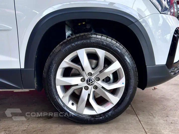 TAOS 1.4 250 TSI TOTAL FLEX COMFORTLINE AUTOMÁTICO