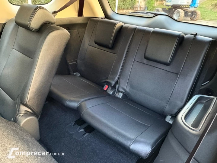 OUTLANDER 2.2 Mivec Di-d Hpe-s AWD
