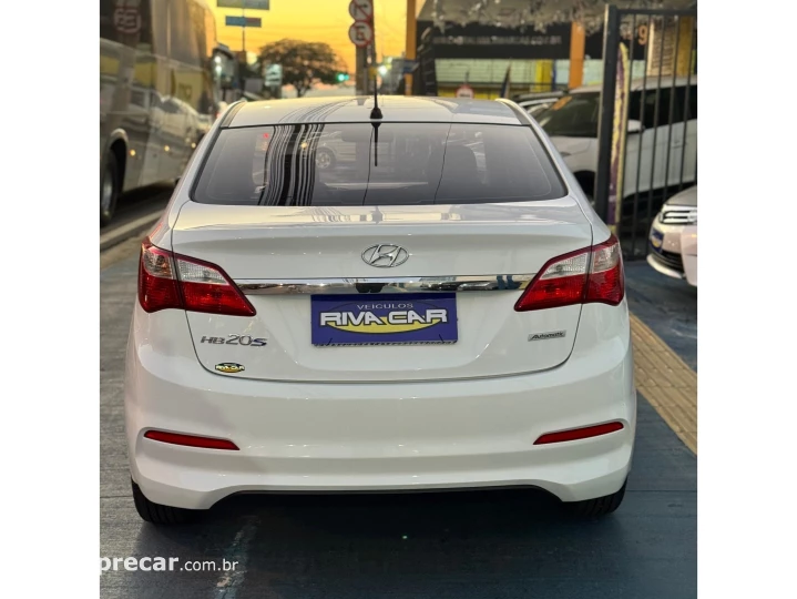 HB20S 1.6 COMFORT PLUS 16V FLEX 4P AUTOMÁTICO