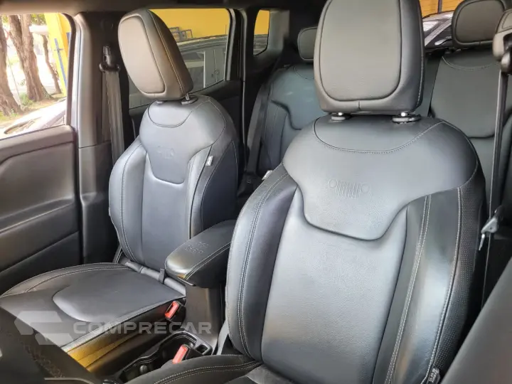 Renegade S T270 1.3 TB 4x4 Flex Aut.