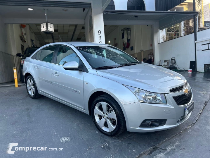 Cruze 1.8 Lt 16V Flex 4P Automático