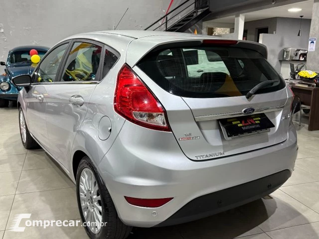 FIESTA HATCH - 1.6 TITANIUM HATCH 16V 4P AUTOMÁTICO