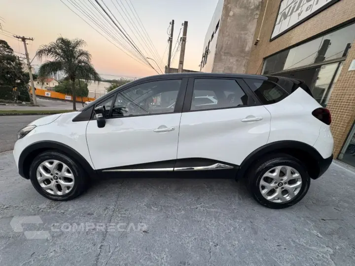 CAPTUR Life 1.6 16V Flex 5p Aut.