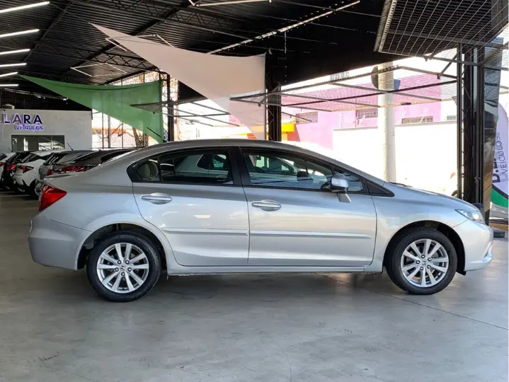 CIVIC 1.8 LXL 16V