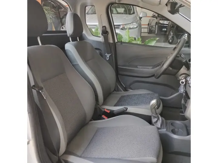 MONTANA 1.4 MPFI LS CS 8V FLEX 2P MANUAL