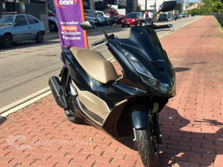 PCX 160 DLX ABS