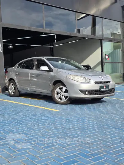 FLUENCE Sed. Dynamique 2.0 16V FLEX Aut.