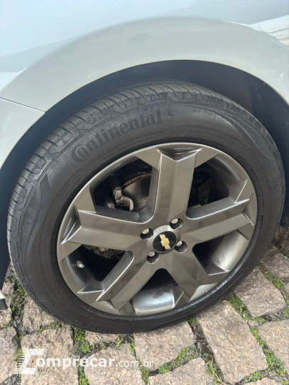 ONIX 1.0 Turbo LT