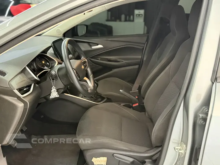 ONIX 1.0 Turbo Plus LT