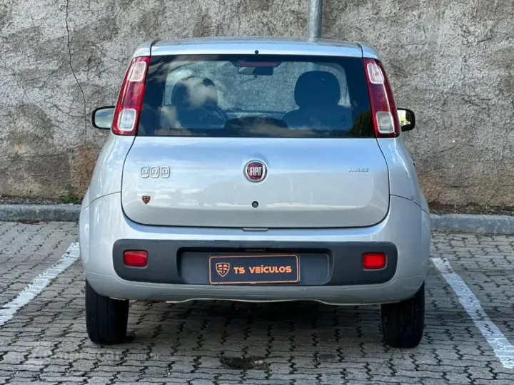 UNO 1.0 EVO VIVACE 8V FLEX 4P MANUAL