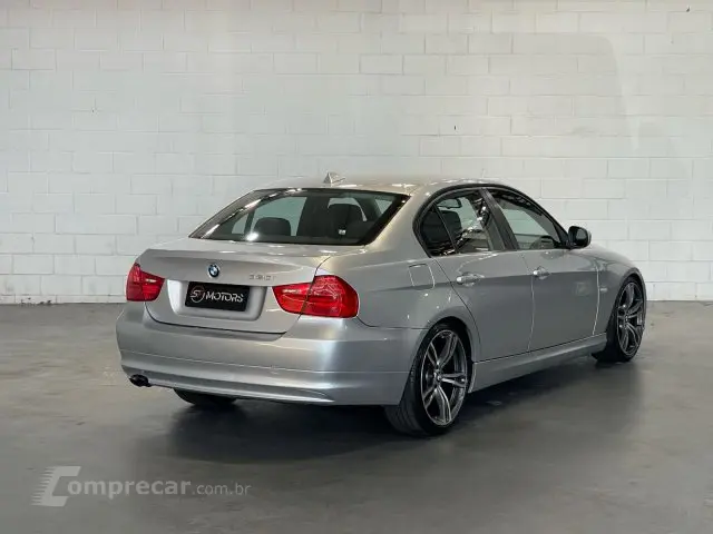 320i - 2.0 16V 4P AUTOMÁTICO