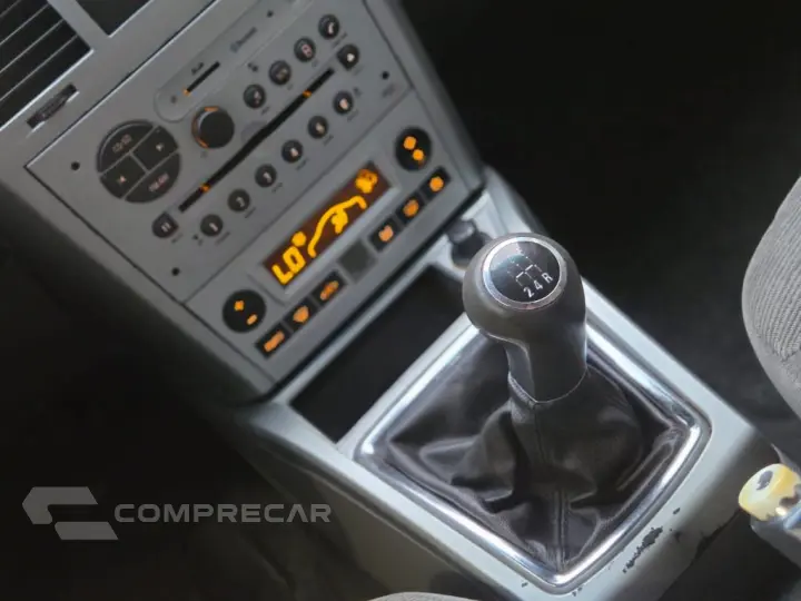 Vectra Elegan. 2.0 MPFI 8V FlexPower Mec