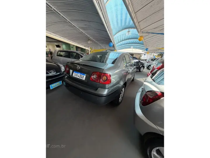 POLO SEDAN 1.6 8V GASOLINA 4P MANUAL