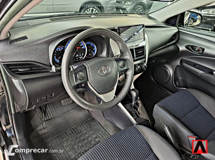 YARIS 1.5 16V Sedan XL Live