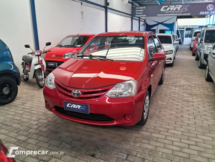 Etios Sedan 1.5 16V 4P FLEX XS