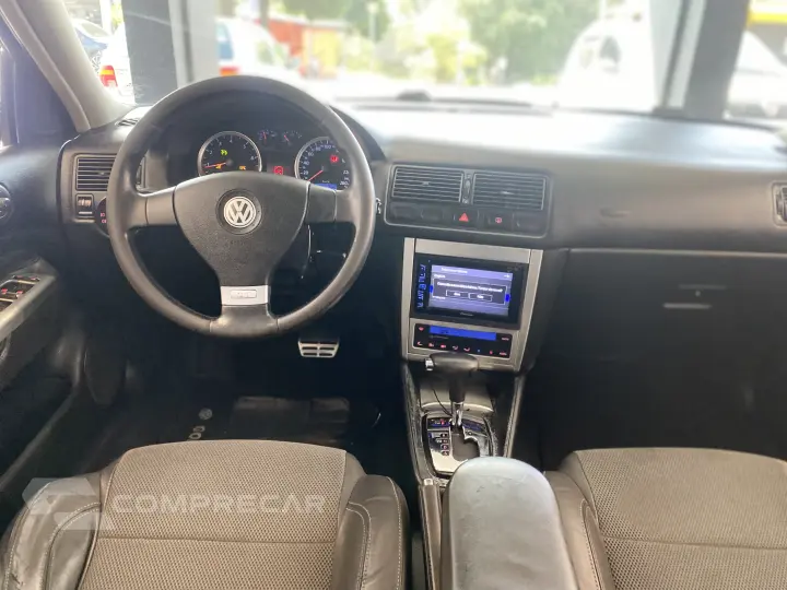 GOLF 2.0 MI GT 8V