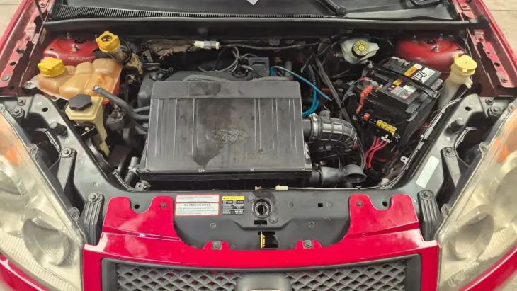 FIESTA 1.6 MPI Class Hatch 8V