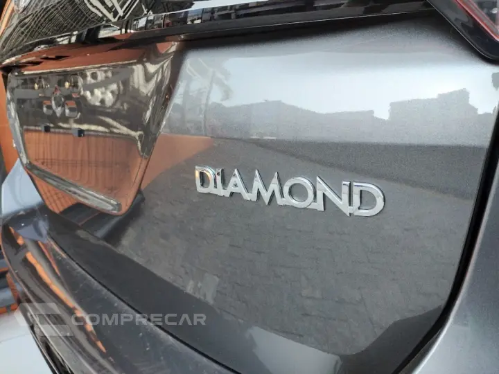 HILUX SW4 2.8 D-4D TURBO DIESEL DIAMOND 7L 4X4 AUTOMÁTICO