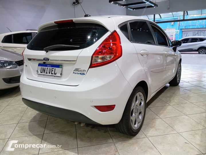 FIESTA 1.6 SE Plus Hatch 16V
