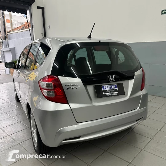 Fit LX 1.4/ 1.4 Flex 8V/16V 5p Mec.