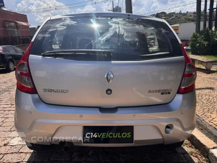 SANDERO Authentique Hi-Flex 1.0 16V 5p