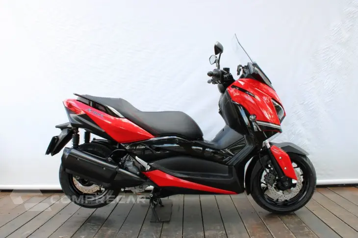 YAMAHA XMAX ABS