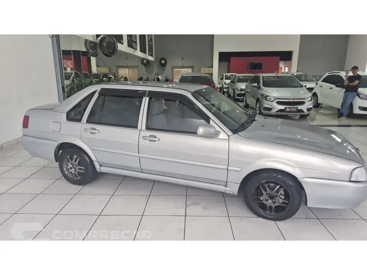 SANTANA 1.8 MI 8V GASOLINA 4P MANUAL