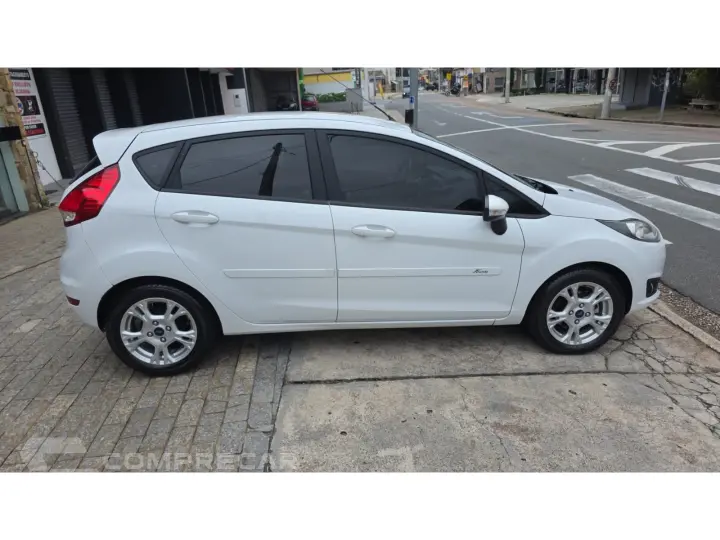 FIESTA 1.6 SE HATCH 16V FLEX 4P POWERSHIFT