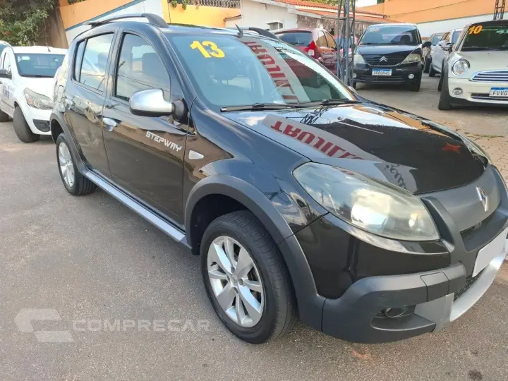 Sandero 1.6 STEPWAY 16V FLEX 4P AUTOMÁTICO