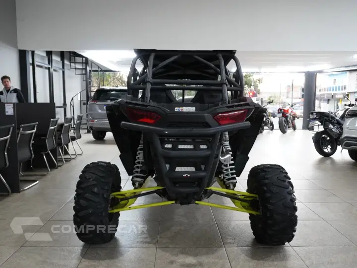RZR XP 4 1000 4X4 (UTV)