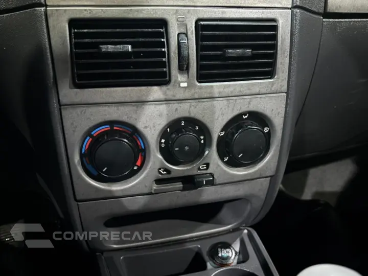 STRADA 1.8 MPI ADVENTURE LOCKER CE 8V FLEX 2P MANUAL