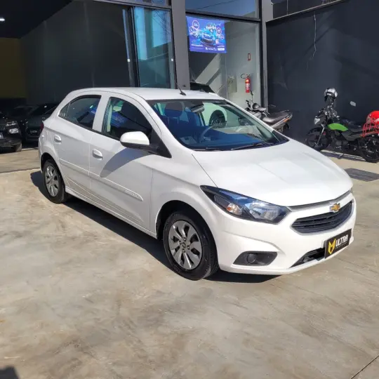 ONIX HATCH LT 1.0 8V FlexPower 5p Mec.