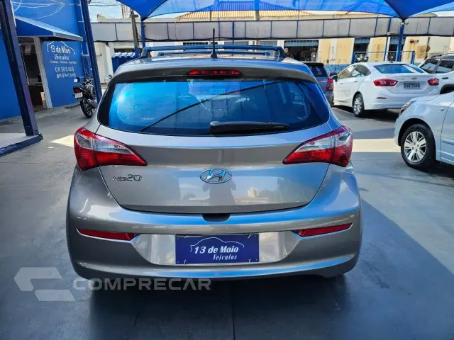 HB20 - 1.0 COMFORT PLUS 12V 4P MANUAL