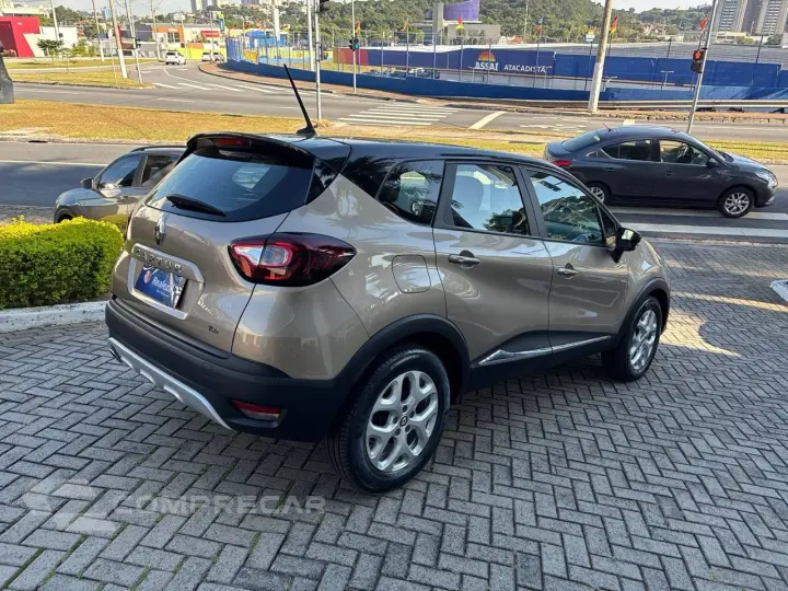 CAPTUR Zen 1.3 TB 16V Flex 5p Aut.