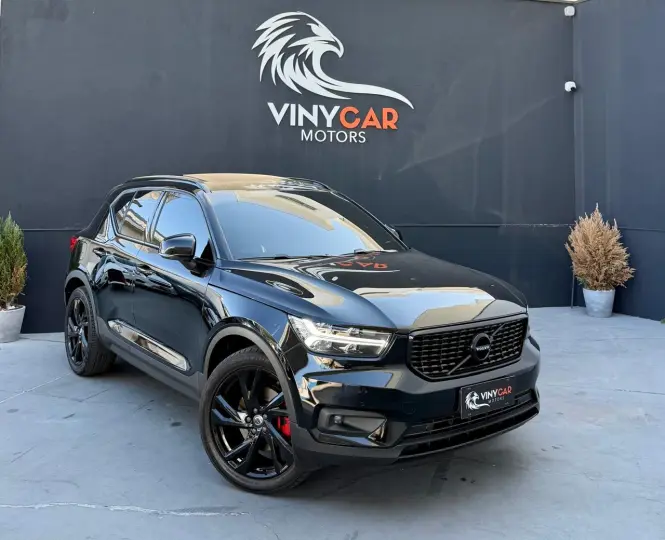 XC40 2.0 T5 R-design AWD Geartronic
