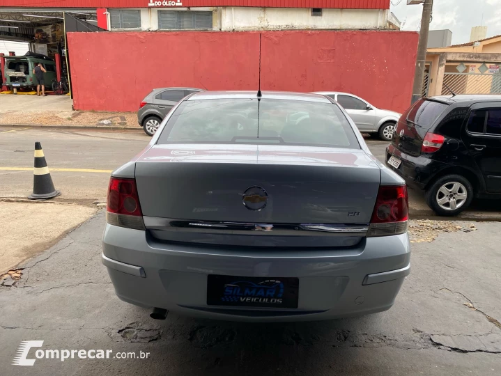 VECTRA 2.0 MPFI Elegance 8V