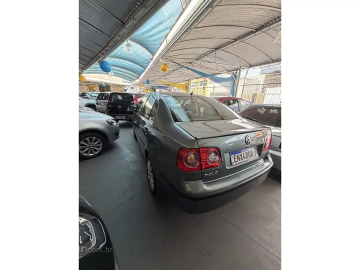 POLO SEDAN 1.6 8V GASOLINA 4P MANUAL